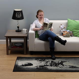 Illustration for article titled This Rug Encases Han Solo in Carbonite On Your Living Room Floor